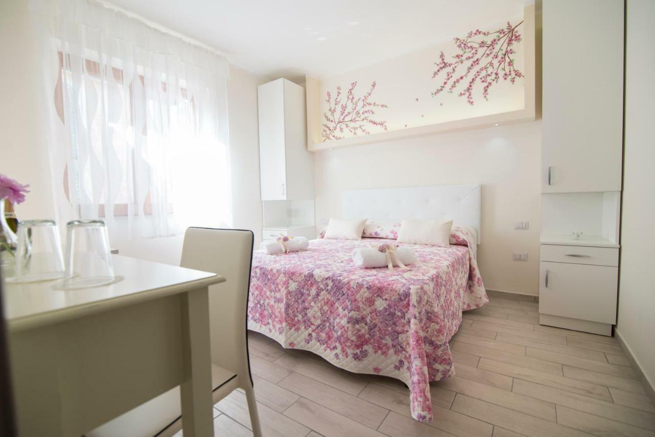 Palazzo San Francesco Hotel Castellammare di Stabia Luaran gambar